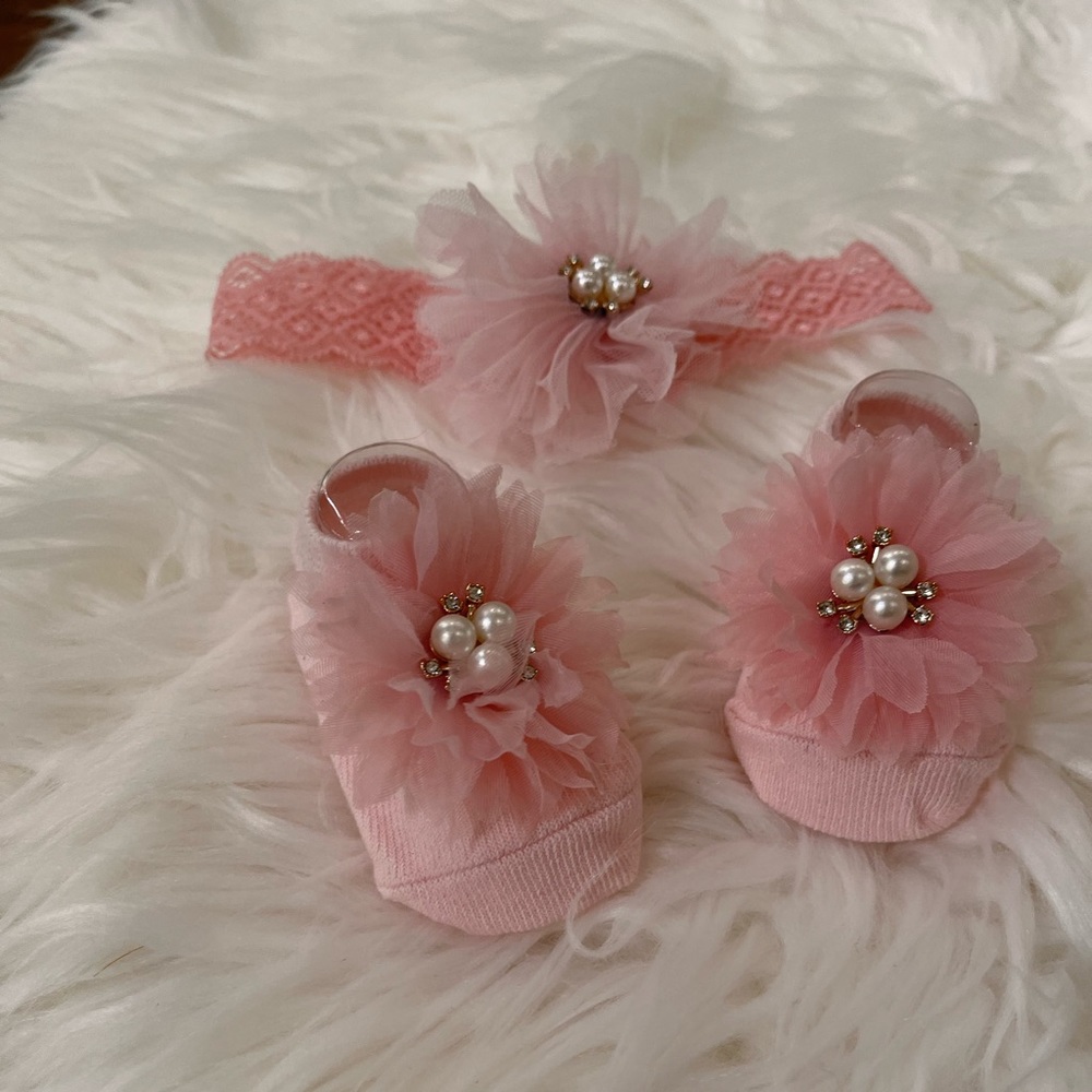 Head band and shoe sock set